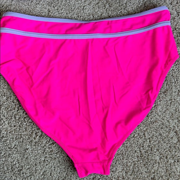 Pink Bikini Set - Picture 7 of 8